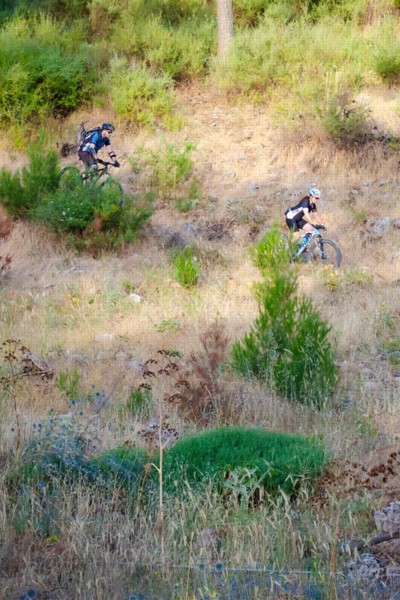 רוכבים בסינגל ביריה. צילום: אילן שחם, ארכיון הצילומים של קק"ל