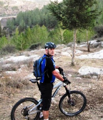 שביל קנים.  צילום: איל ענבר