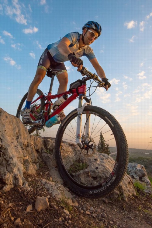 דורון אמיץ בסינגל שוהם. צילם: אילן שחם