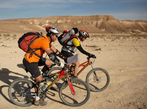 מפה על הכידון ומרחבים מלפנים. צילום: אילן שחם