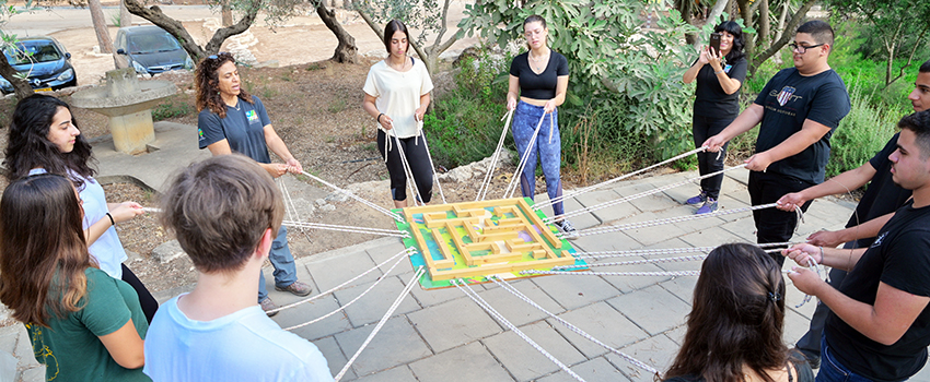 מבוך שבילי האופניים. צילום: מיכאל חורי, ארכיון הצילומים של קקל