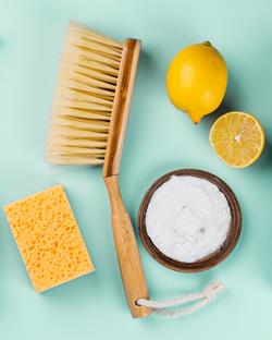 פלח של לימון יבריק את הברז והכיור... צילום: freepik