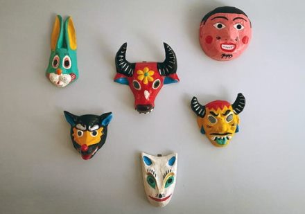 מסיכות מעיסת נייר. צילום: pexels