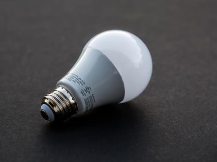 נורת לד חסכונית. צילום: pixabay