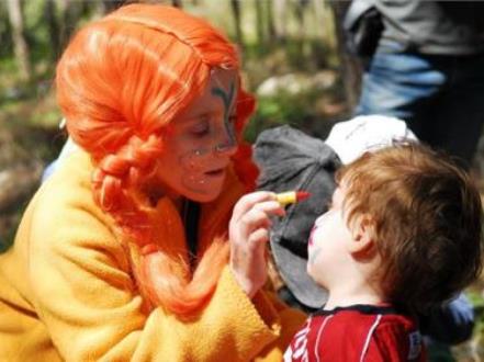 מתאפרים בפעילות של קקל. צילום: ארכיון הצילומים של קקל