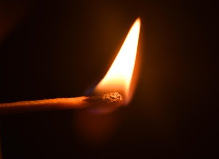 אשרי האדם, שגילו לו את הגפרור. צילום: pixabay