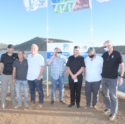 אמירה ציונית ברורה. טקס חנוכת המאגר. צילום: ישראל פרץ, ארכיון הצילומים של קקל