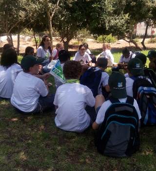 צוהלים ונהנים במים המרעננים. צילום: רוני אוזן