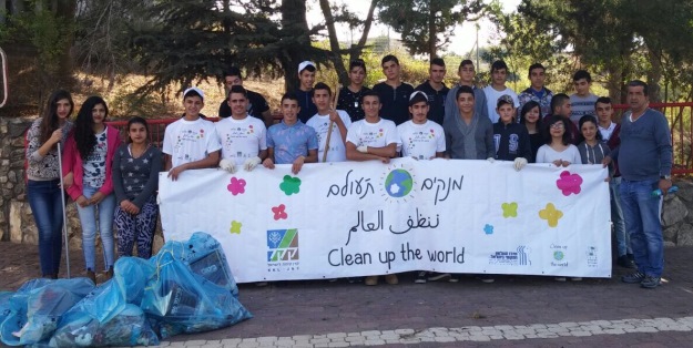 יום הניקיון 2015 בבית ג'אן. צילום: רים דגש