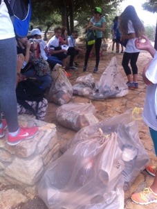 כמה זבל... צילום באדיבות ביס אורט מעלות