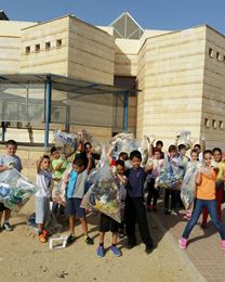 ניקו את השטח שליד בית הספר. צילום: נעם תמיר