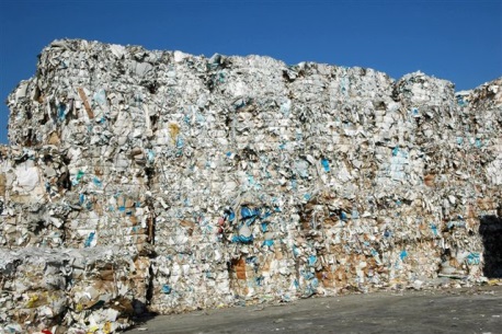 מיחזור נייר. תצלום באדיבות אמניר