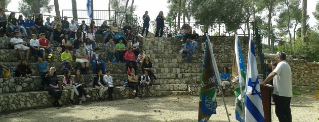 התדרוך שלפני: כולם נרגשים ומצפים. צילום: מישב ראצבי