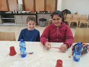 אפרת ושרה מבית הספר בר אילן. צילום: אודיה ביליג, קקל