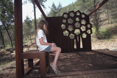 יד אנה פרנק. צילום: ארכיון קקל