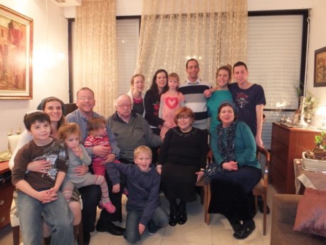 טובה טיטלבאום (אקשטיין) ומשפחתה