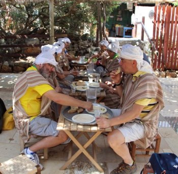 פעילות חווייתית בכפר קדם. צילום: יואב דבי