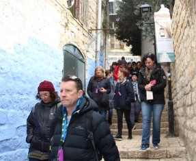 ברחובות העיר העתיקה בצפת. צילום: יואב דביר