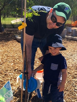 אני שתלתי עץ באוסטרליה... צילום: ניקי לייב