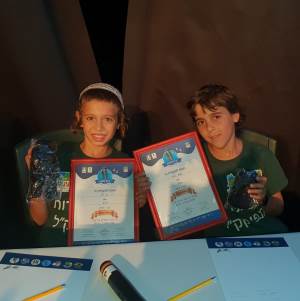 הזוכים במקום השלישי. תצלום באדיבות מיכל הוד אלקלעי ואודיה ביליג