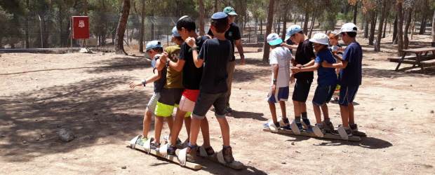 מאתגר! חניכי הקייטנה משתתפים בפעילות ODT. צילום: לינור שאוליאן