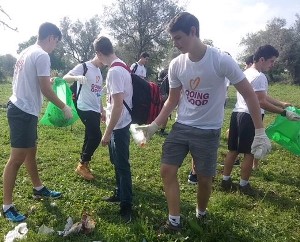 היה מלוכלך לפני שהגעתם... ביער ציפורי. צילום: קקל