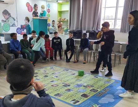 פעילות הניידת החינוכית