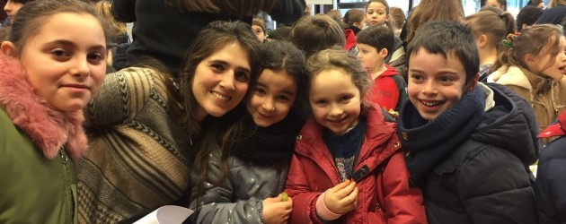 מחזקים את הקשר עם ישראל. ילדי בלגיה עם מדריכת קקל. צילום: קקל בלגיה