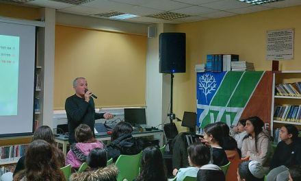 סדר טו בשבט במעגלים. צילום: לינור שאוליאן