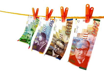 איור: שטרות תלויים על חבל. SXC
