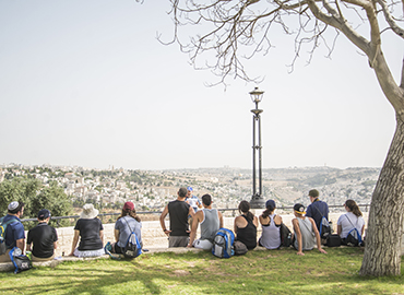 טיילת ארמון הנציב. צילום: נעמי הדרי, ארכיון הצילומים של קקל
