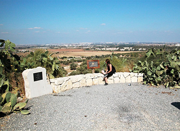 מצפור רועי בתל חדיד. צילום: יעקב שקולניק, ארכיון הצילומים של קק"ל