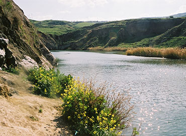 העמק הנעלם. צילום: מלכה ברקאי, ארכיון הצילומים של קקל