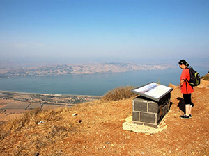 560 מטר מעל הכינרת. הר נמרון. צילום: יעקב שקולניק