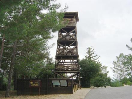 חומה ומגדל בחניתה. צילום: מיכאל חורי, אכיון הצילומים של קקל