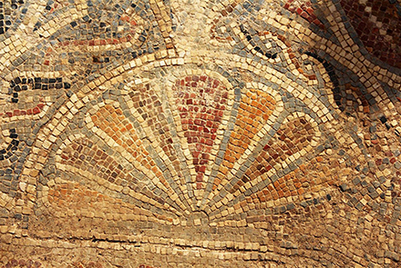 קטע מרצפת הפסיפס. צילום: יעקב שקולניק
