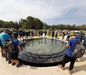באנדרטת אסון המסוקים. צילום באדיבות בני המושבים