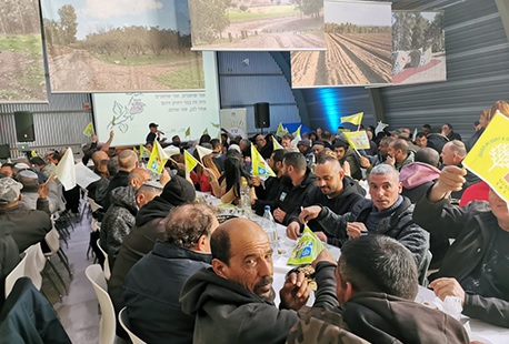 סדר ט"ו בשבט תש"ף במרחב דרום של קק"ל.  צילום: עובדי קק"ל