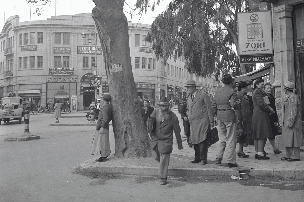 כיכר ציון, ירושלים. 1947. צילום: שורץ, ארכיון הצילומים של קק"ל