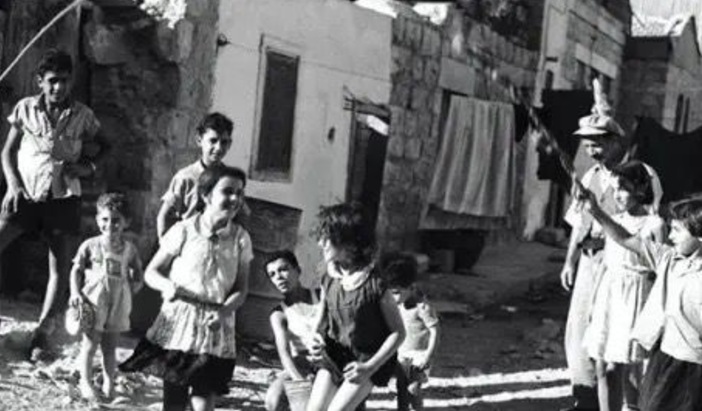 ילדים בסמטאות ירושלים | צילום: אברהם מלבסקי, ארכיון קק"ל | 1955