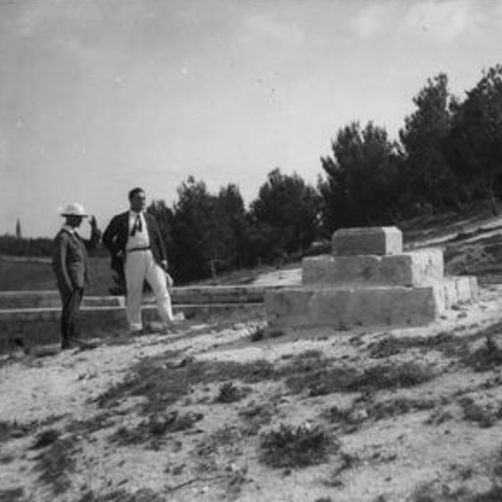 ירושלים, 1918. אבן פינה של האוניברסיטה על הר הצופים. צילום: אברהם מלבסקי, ארכיון הצילומים של קק"ל