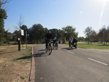 מסלול לרכיבת אופניים בפארק.  צילום: יואב דביר