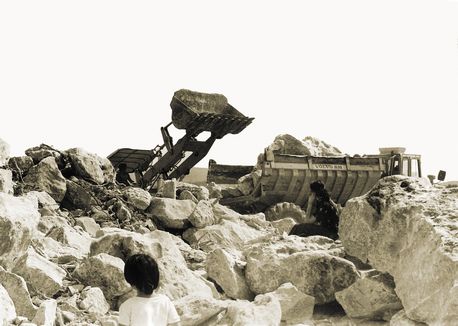 דחפורים בגליל מפלסים דרך ליישובי מבצע סו''ס. צילום: ארכיון הצילומים של קק''ל