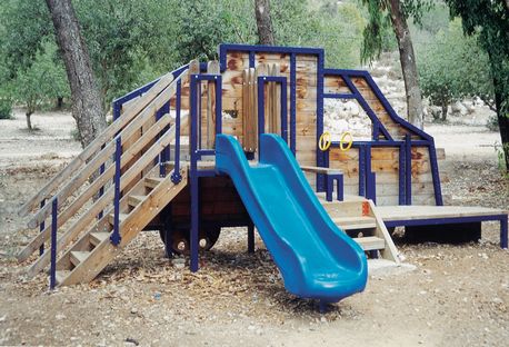 מתקני עץ ביערות קק''ל. צילום: ארכיון הצילומים של קק''ל