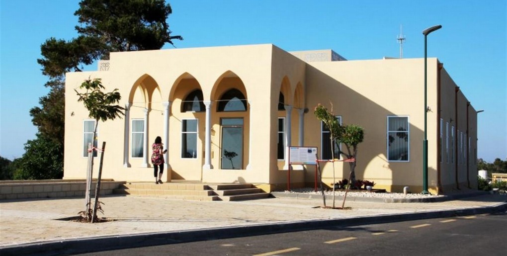 בית עלמי בקיבוץ זיקים