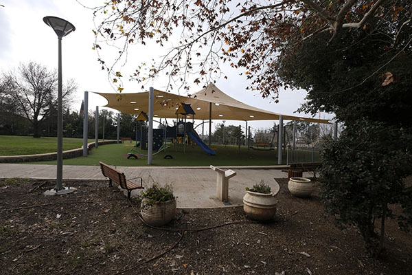 מתחם הבילוי והפנאי שהוקם בשעל. צילום: אבי הירשפילד, ארכיון הצילומים של קק"ל
