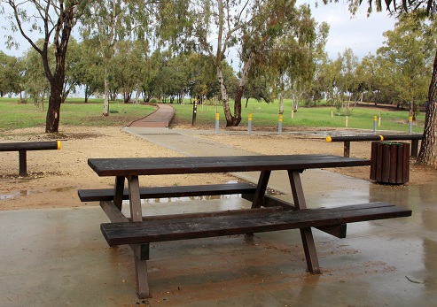 חניון יונתן ורמולן ביער בארי. צילום: יעקב שקולניק, ארכיון הצילומים של קקל