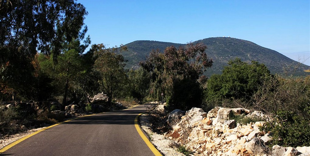 טיול ברכב פרטי: דרך נוף ממירון לחצור הגלילית