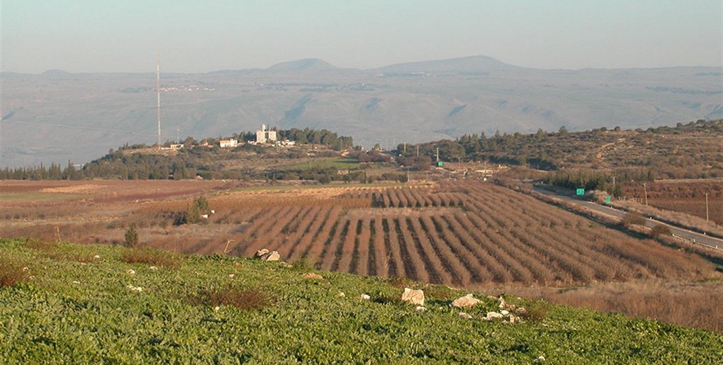טיול ברכב פרטי: מעמק החולה לבקעת קדש