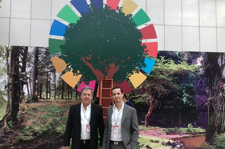 נציגי קקל לוועידת הייעור העולמית ה-24  של האום דר דוד ברנד (משמאל) ואסף קרואני.  צילום: קקל